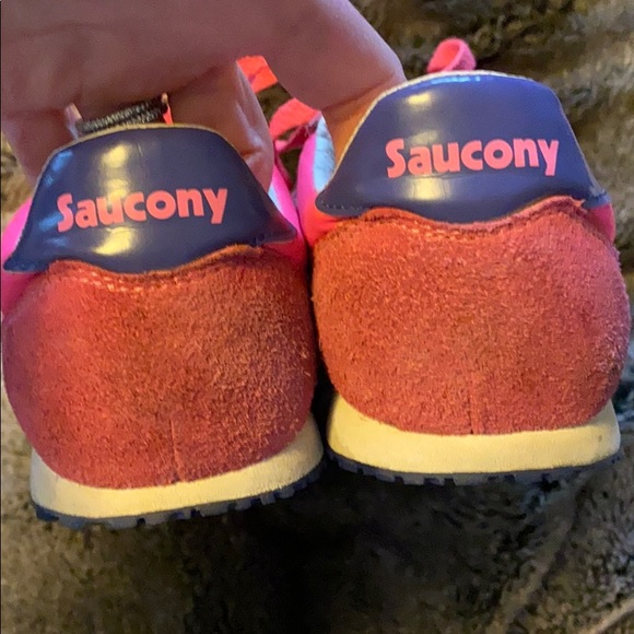 Saucony women’s lifestyle sneakers - Picture 5 of 5